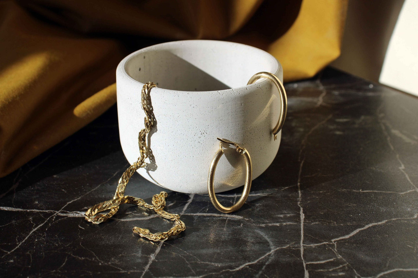 Large Concrete Jewellery Holder