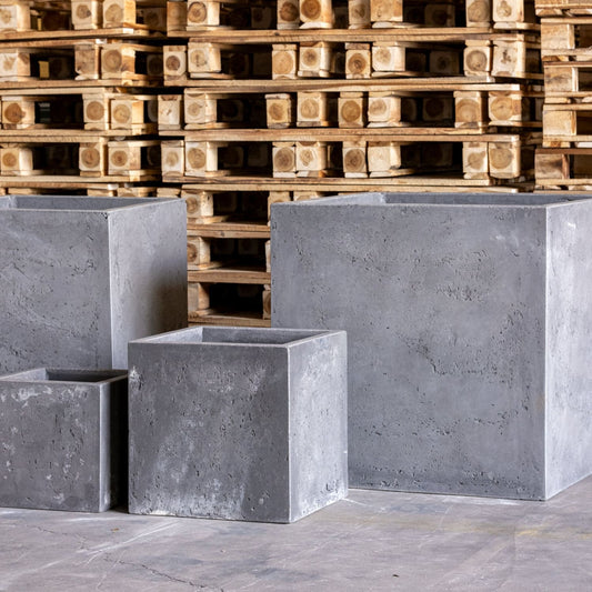 Cubrosa | Onyx Dusk – 70cm Extra Large Concrete Square Planter