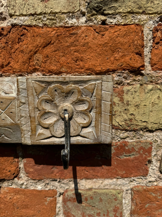 Reclaimed Wooden Coat Hooks / Vintage Rustic Coat Pegs / 3 Hook Coat Hat Rack