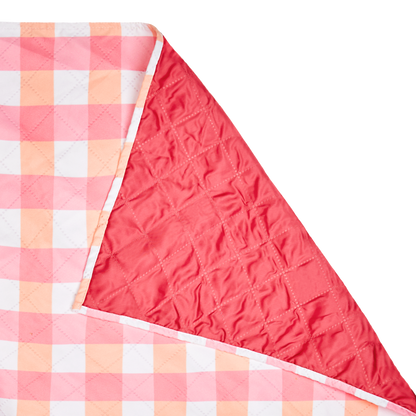 Dock and Bay Strawberries & Cream Picnic Blanket