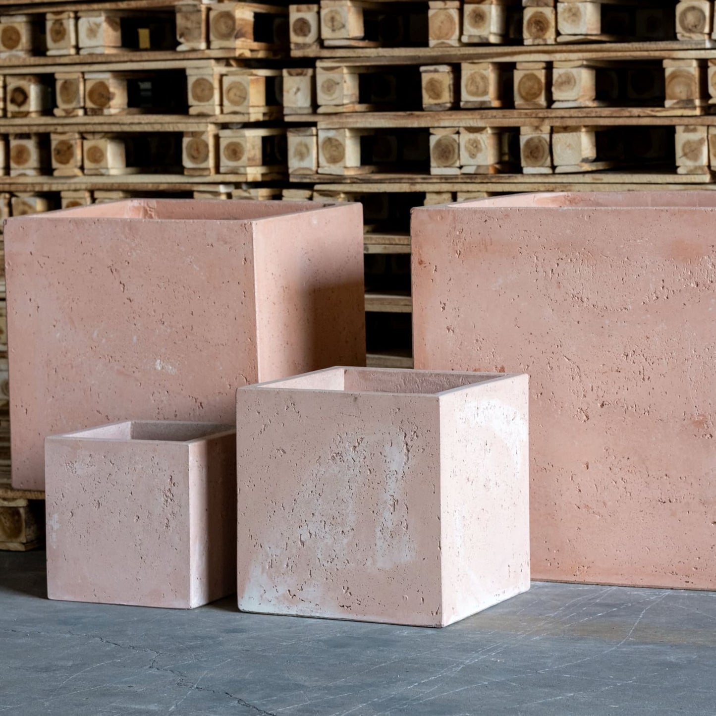 Cubrosa | Blushstone – 70cm Extra Large Concrete Cube Planter