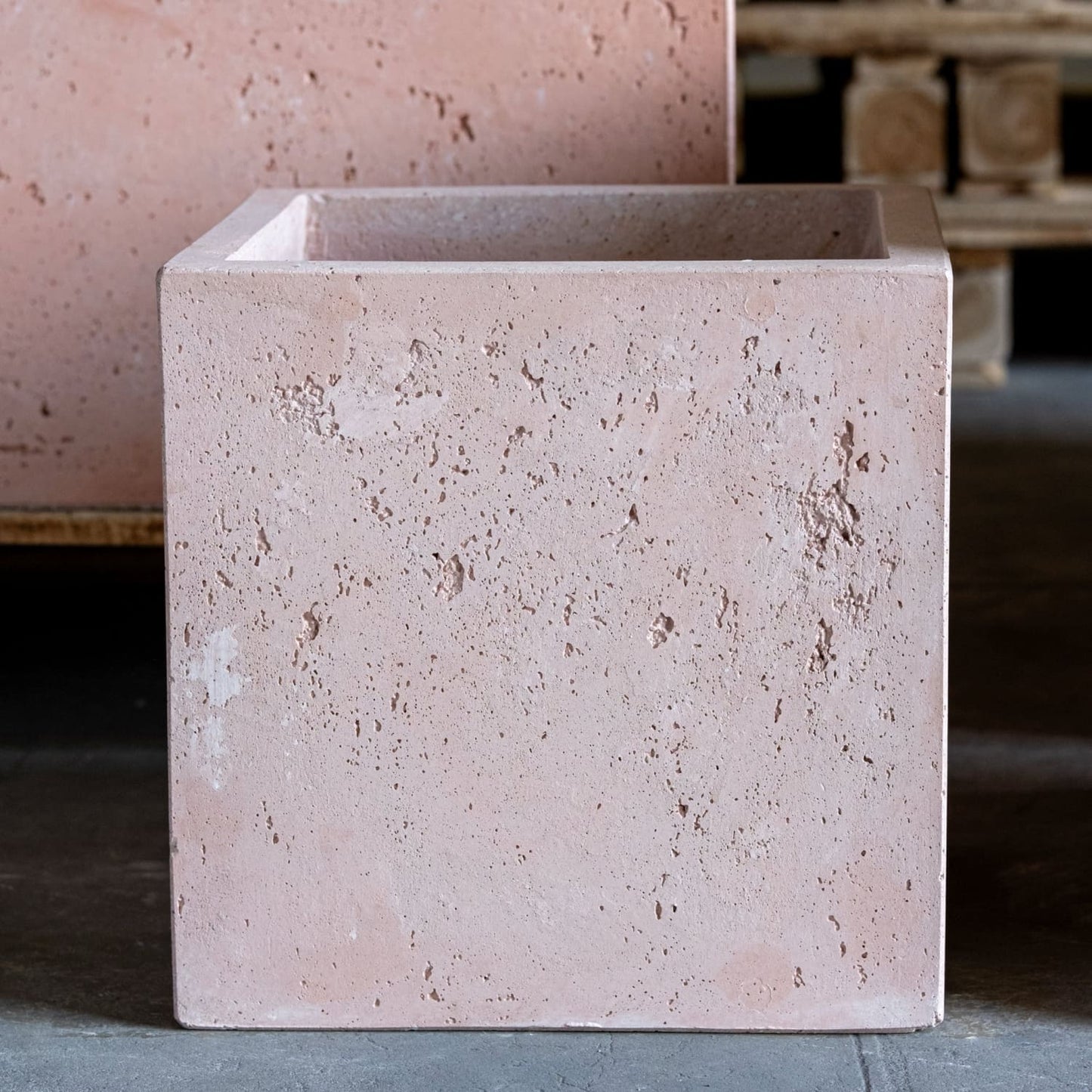 Cubrosa | Blushstone – 70cm Extra Large Concrete Cube Planter