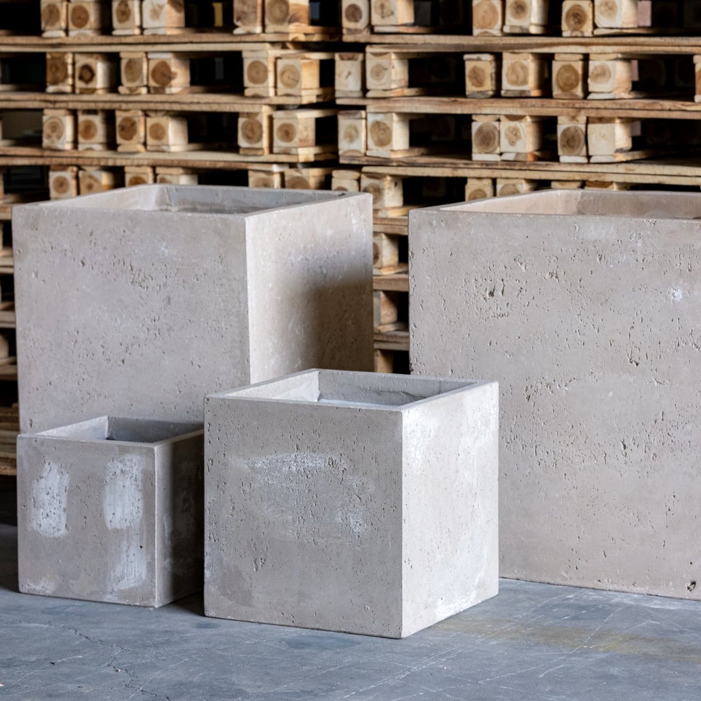 Cubrosa | Truffle – 55cm Large Square Concrete Planter