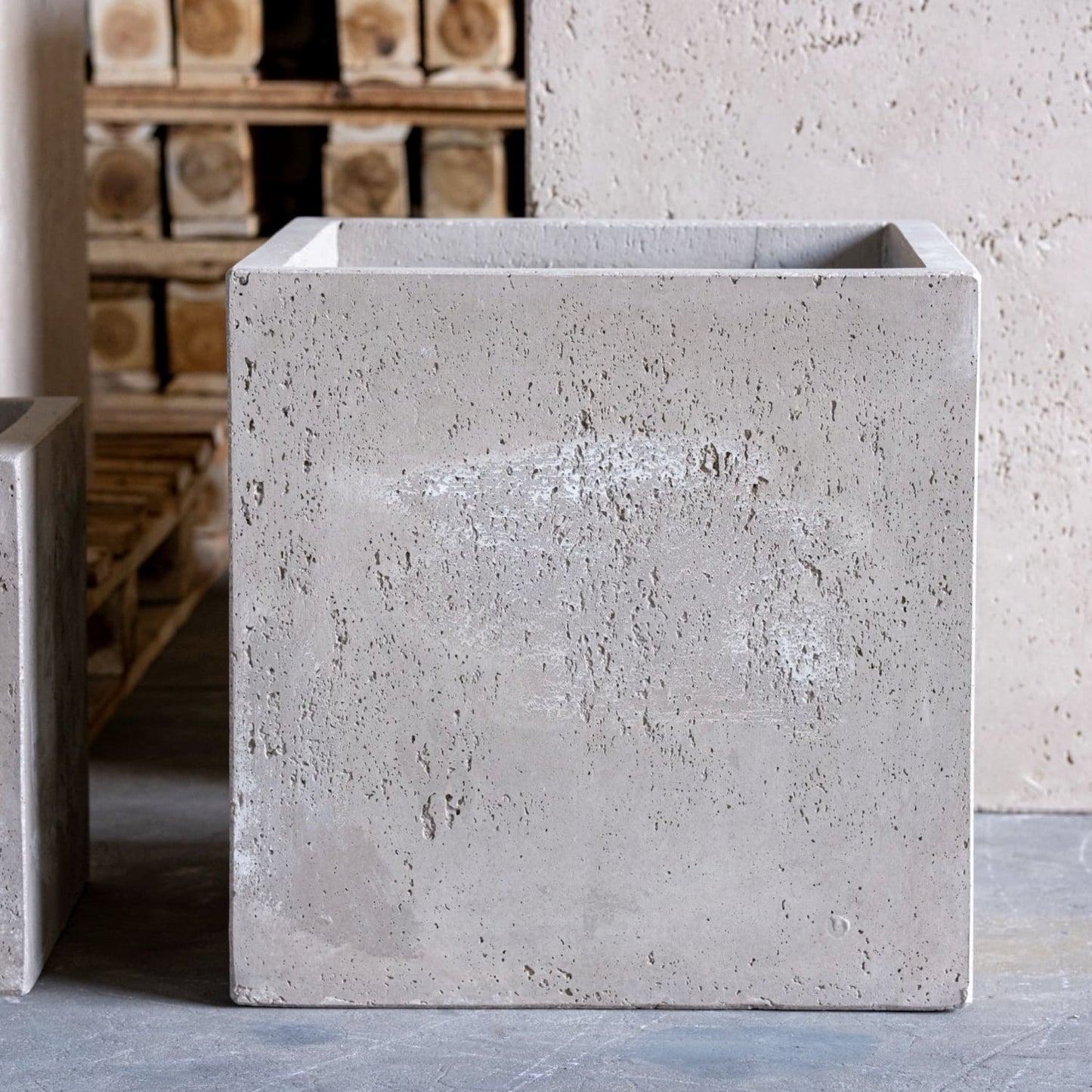 Cubrosa | Truffle – 55cm Large Square Concrete Planter