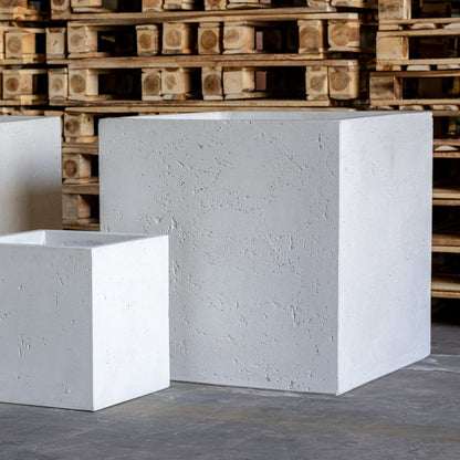 Cubrosa | White Mist – 55cm Large Square Concrete Planter