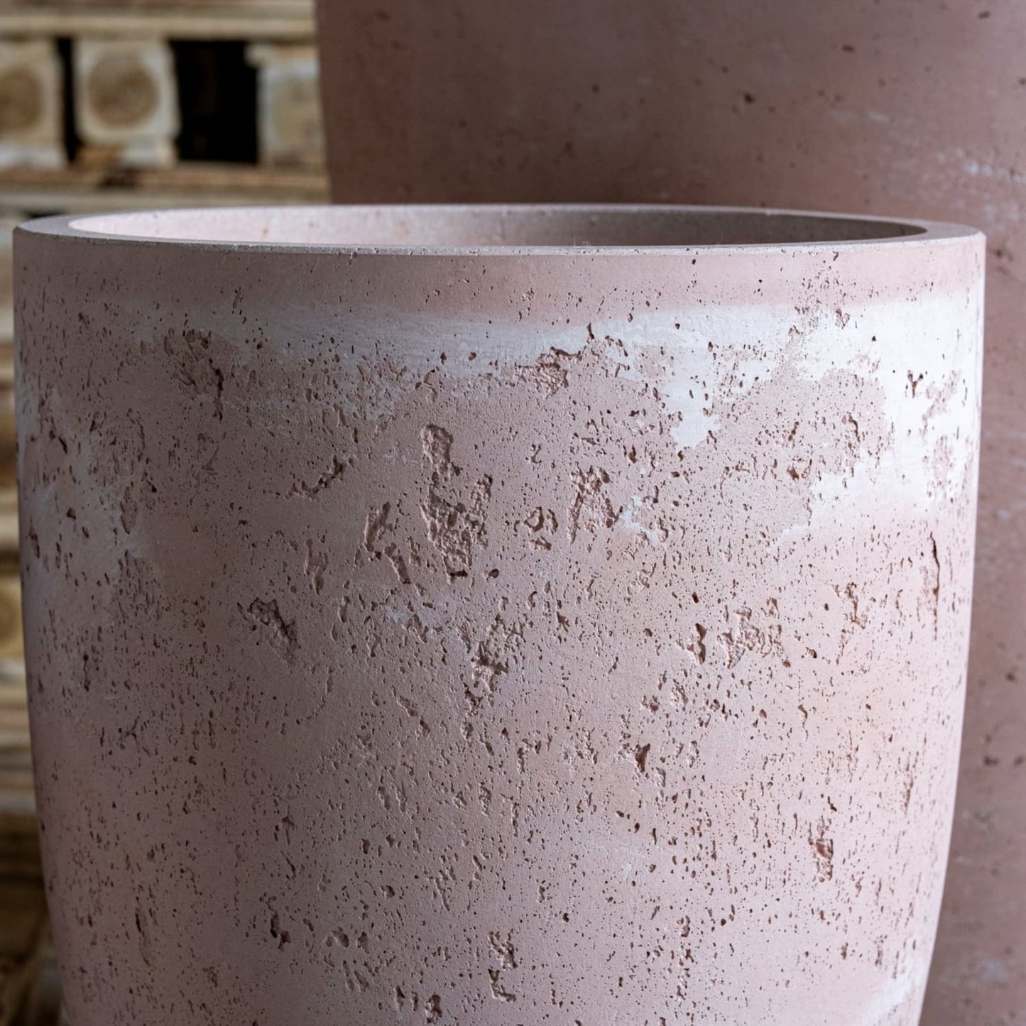 Vessara | Blushstone – 52cm Large Tall Concrete Planter