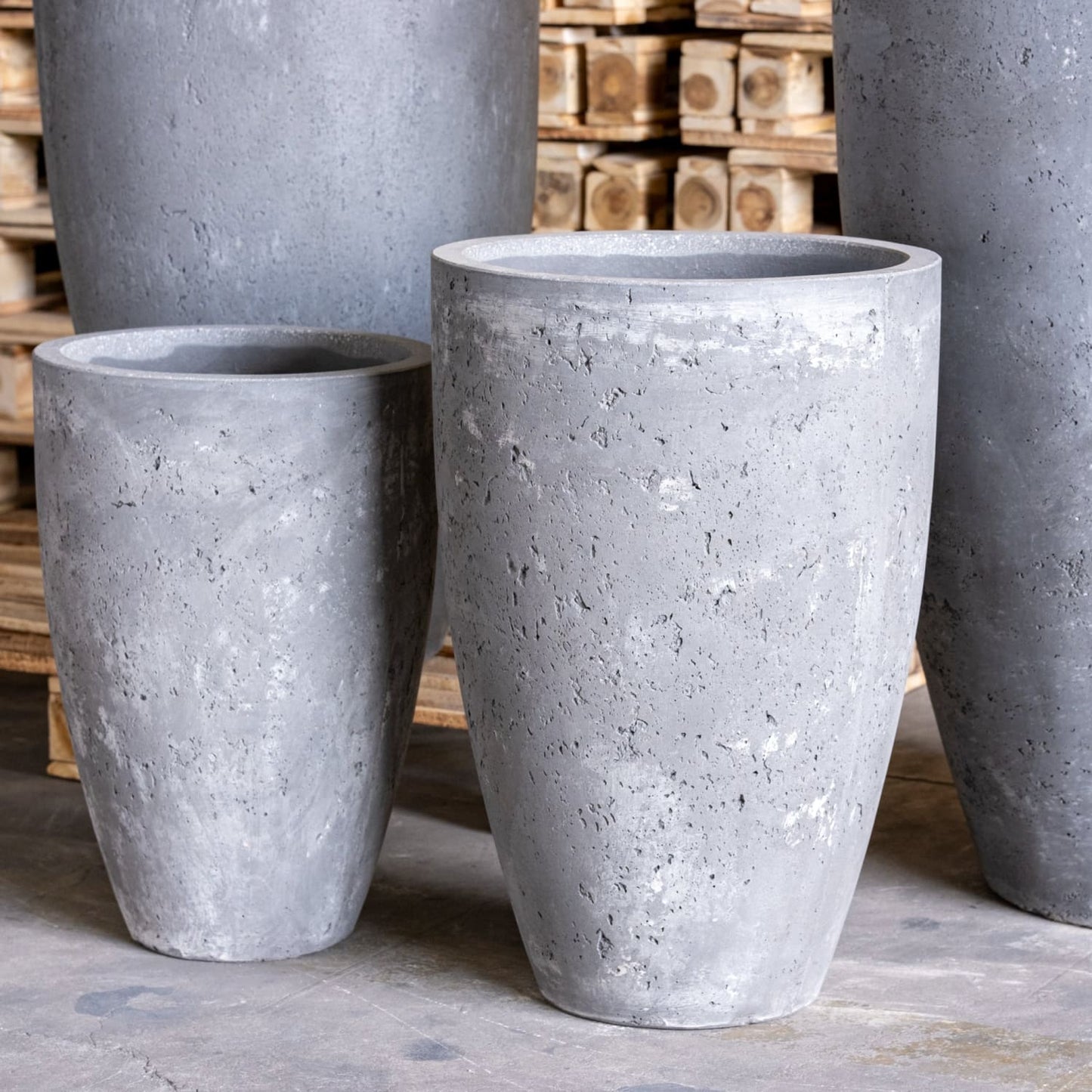 Vessara | Onyx Dusk – 75cm Extra Large Concrete Tall Vase Planter