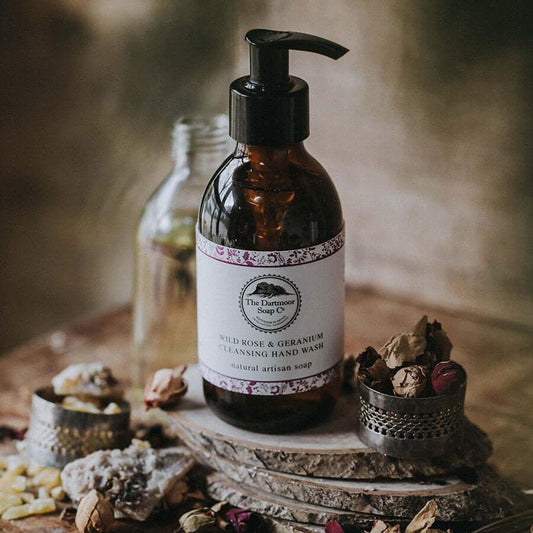 The Dartmoor Soap Co Hand and Body Wash – Wild Rose and Geranium